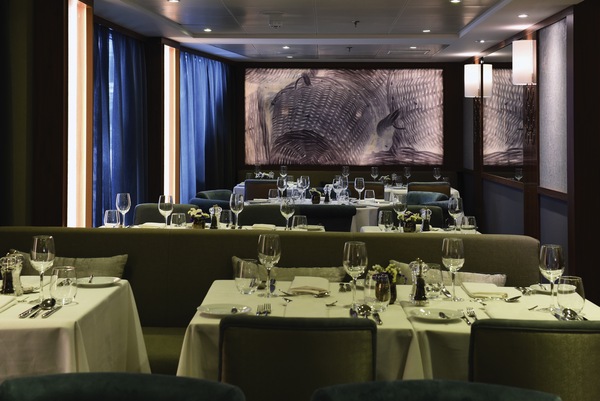 APT MS Douro Serenity Restaurant 2.jpg